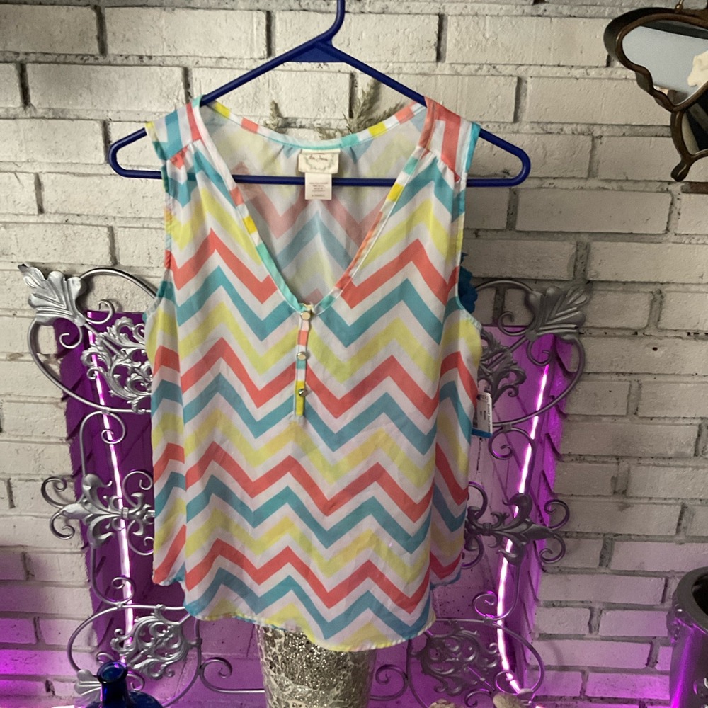 Belle du Jour Womens Multicolor Chevron V-Neck Sleeveless Blouse Top XS